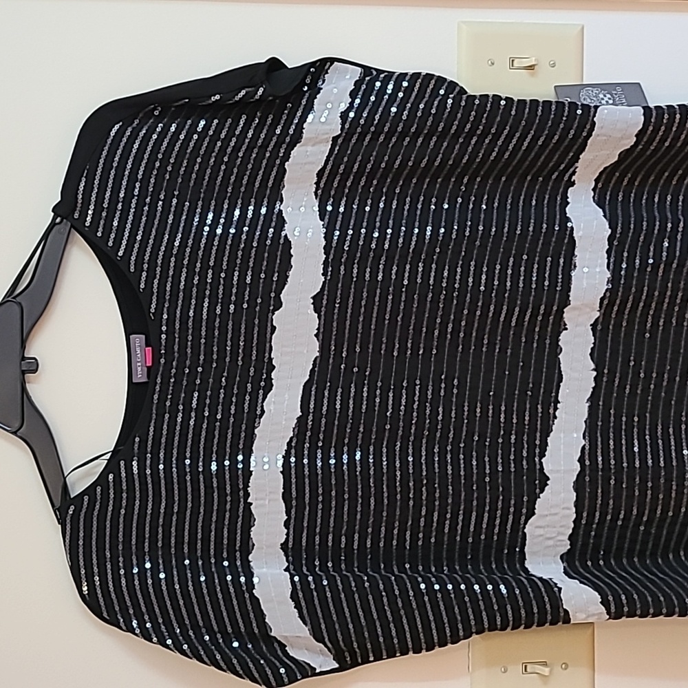 New with tags Vince Camuto shirt